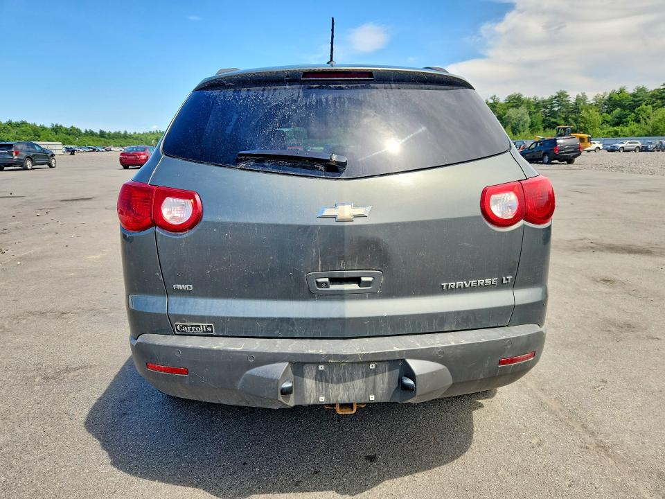 Photo 6 from auction – 2011 CHEVROLET TRAVERSE with VIN 1GNKVGED6BJ147376