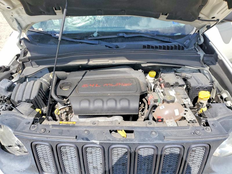 Photo 11 from auction – 2016 JEEP RENEGADE with VIN ZACCJBCT9GPD28968