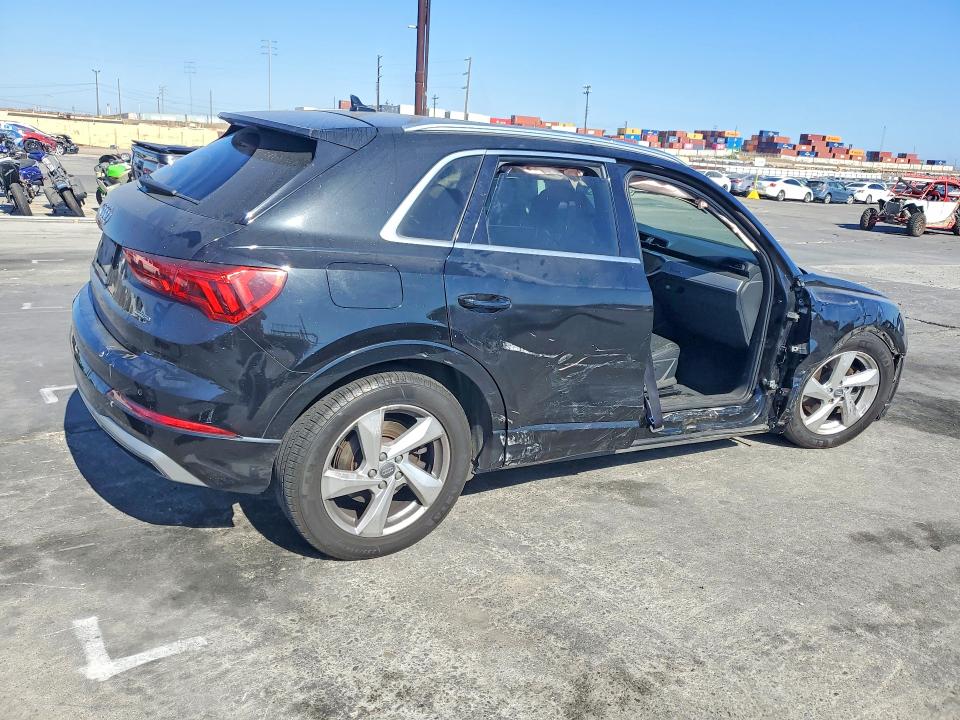 صورة رقم 3 من المزاد - 2020 AUDI Q3 مع VIN WA1AECF39L1028607