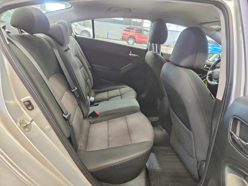 Photo 10 from auction – 2014 KIA FORTE with VIN KNAFX4A64E5220894