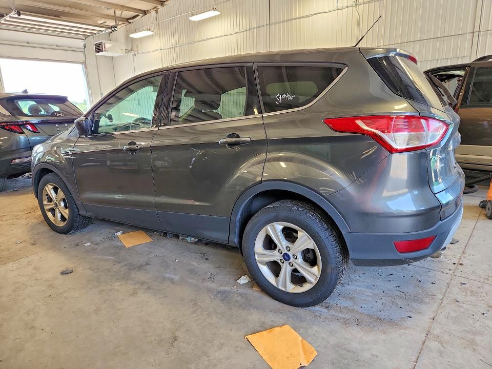 Photo 2 from auction – 2016 FORD ESCAPE with VIN 1FMCU0G74GUC43281