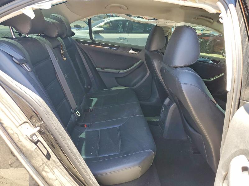 Photo 10 from auction – 2015 VOLKSWAGEN JETTA with VIN 3VW3A7AJ9FM414889