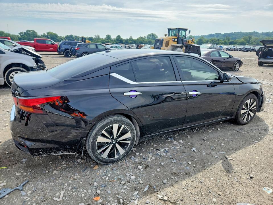 Zdjęcie 3 z aukcji – 2022 NISSAN ALTIMA z VIN 1N4BL4DV5NN352147