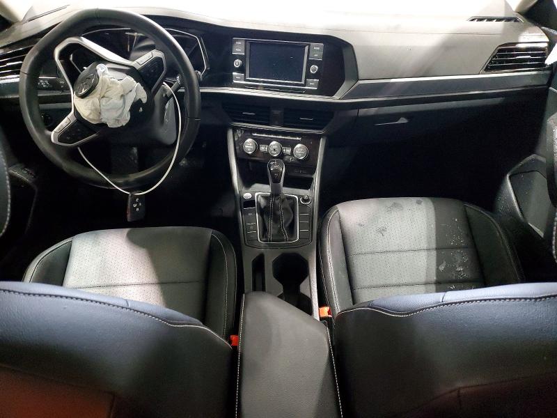 Photo 8 from auction – 2023 VOLKSWAGEN JETTA with VIN 3VW7M7BU3PM042923
