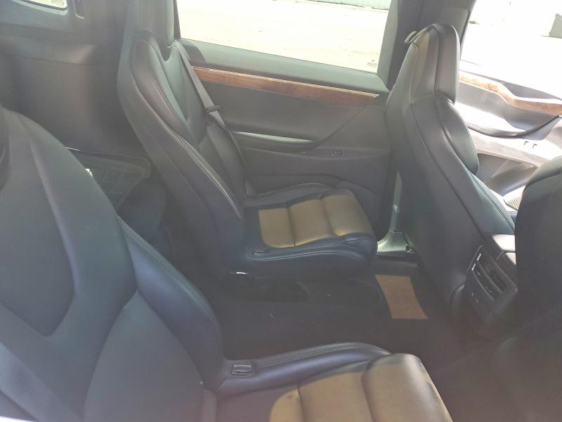 Photo 10 from auction – 2018 TESLA MODEL X with VIN 5YJXCBE28JF123365