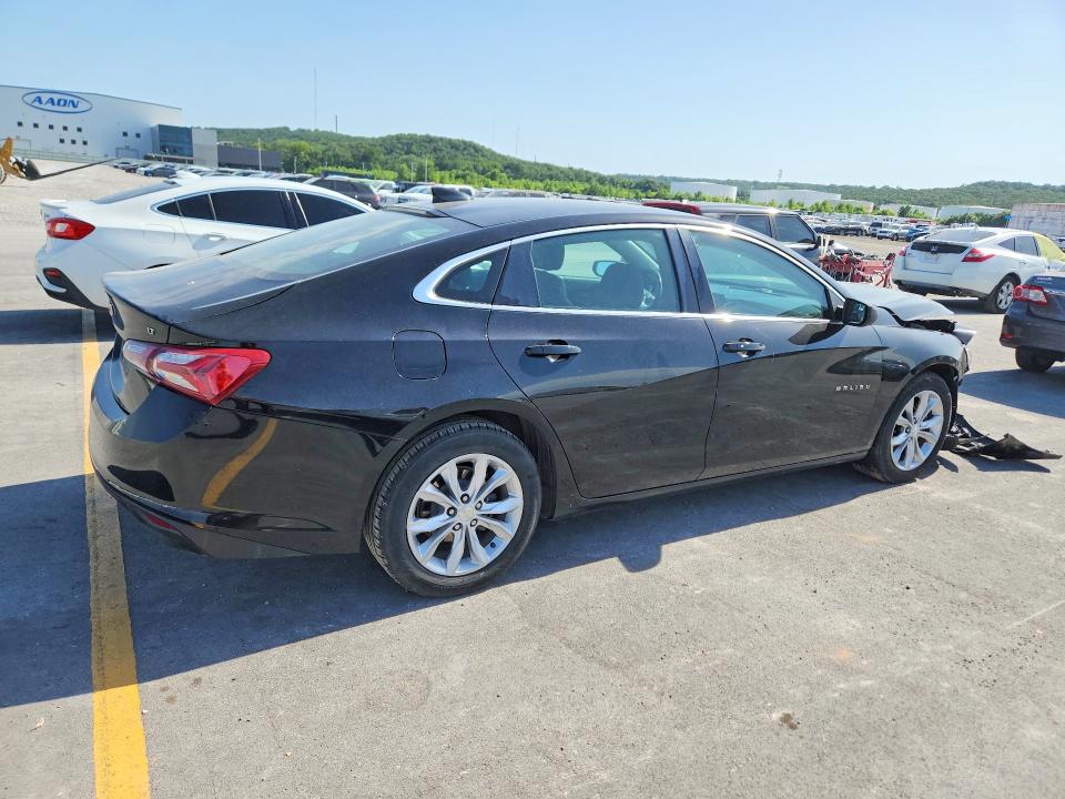 Photo 3 from auction – 2019 CHEVROLET MALIBU with VIN 1G1ZD5ST2KF139782
