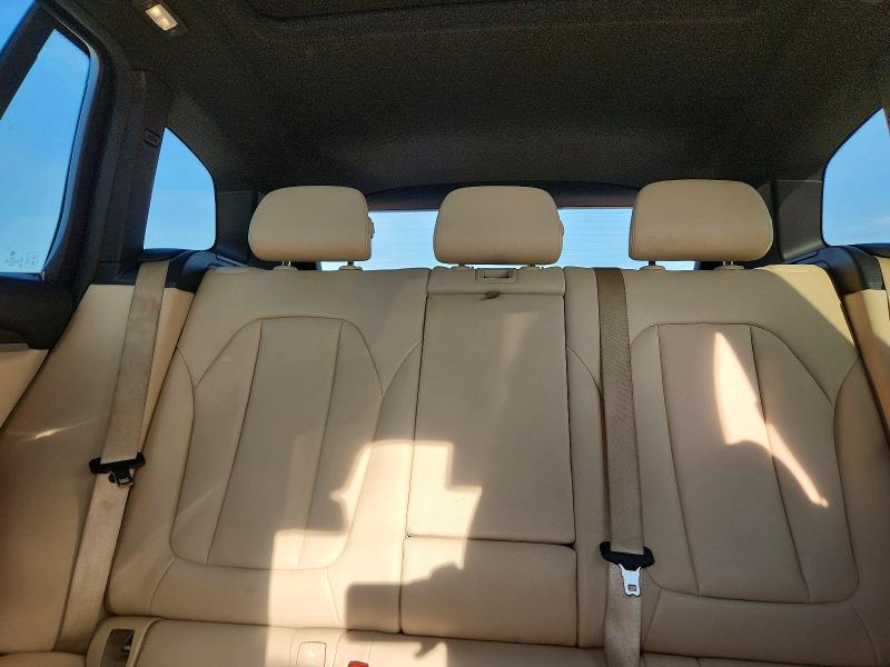 Photo 10 from auction – 2019 BMW X3 with VIN 5UXTR7C51KLF27065