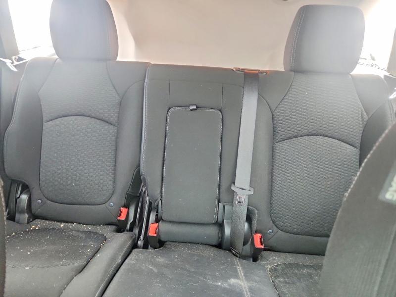 Photo 10 from auction – 2016 CHEVROLET TRAVERSE with VIN 1GNKRGKD0GJ336413