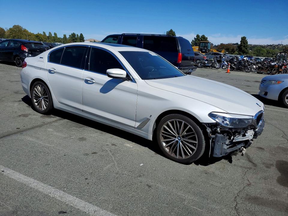Photo 4 from auction – 2018 BMW 530E with VIN WBAJA9C56JB251718