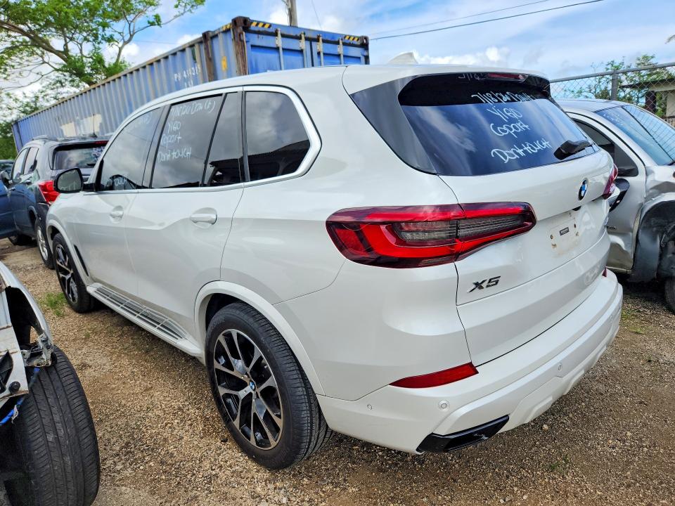 Photo 2 from auction – 2021 BMW X5 with VIN 5UXCR6C08M9H29951