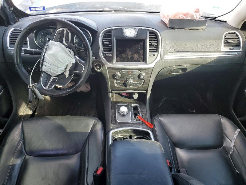 Photo 8 from auction – 2019 CHRYSLER 300 with VIN 2C3CCAAG7KH693836