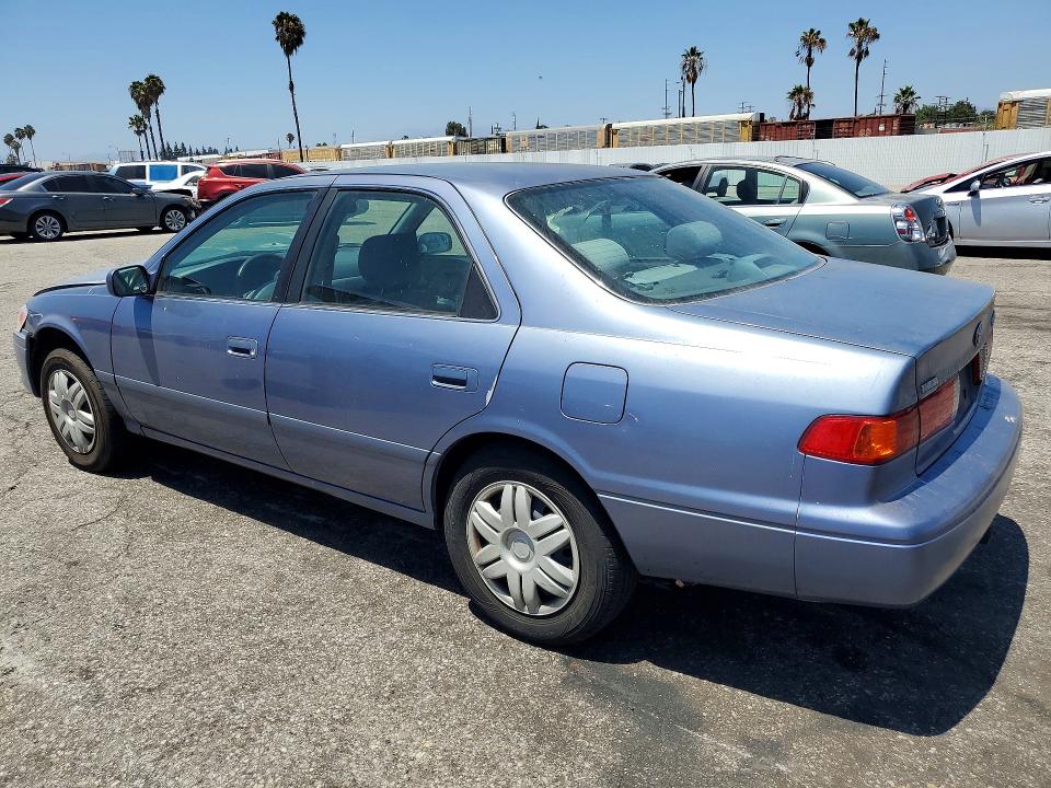 Photo 2 from auction – 2000 TOYOTA CAMRY with VIN JT2BG22K5Y0460029