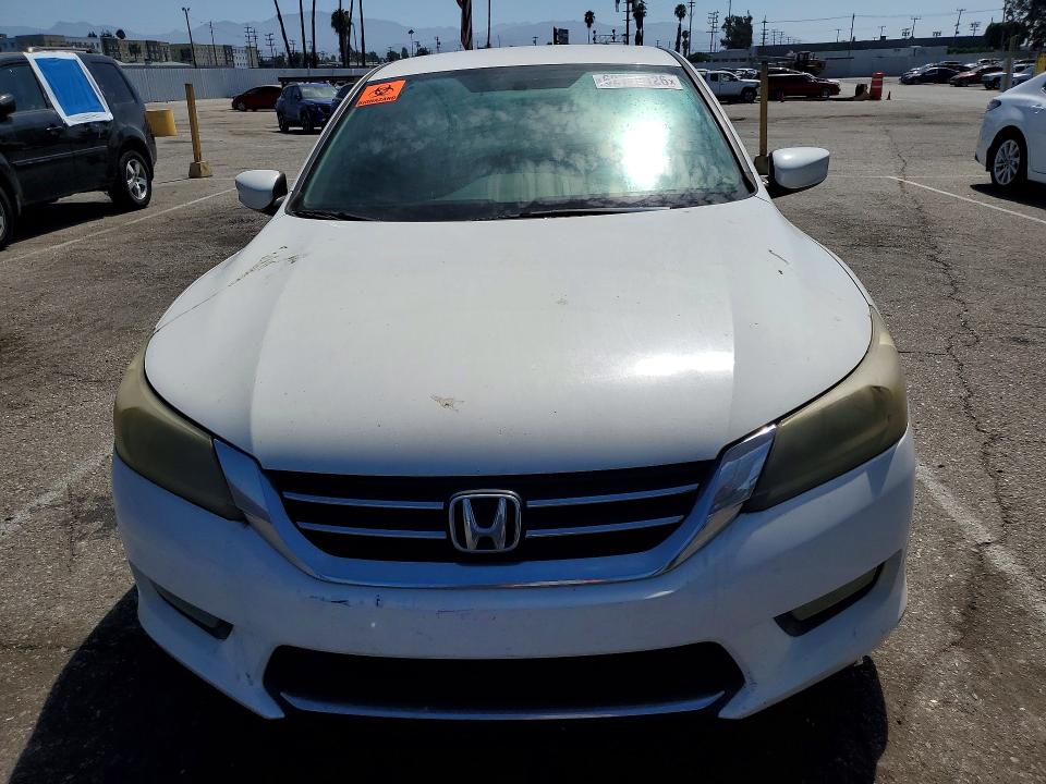 Photo 5 from auction – 2014 HONDA ACCORD with VIN 1HGCR2F51EA070563