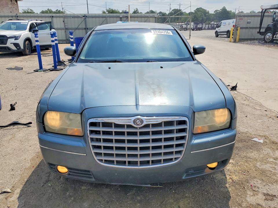 صورة رقم 5 من المزاد - 2006 CHRYSLER 300 مع VIN 2C3KA53G56H108635