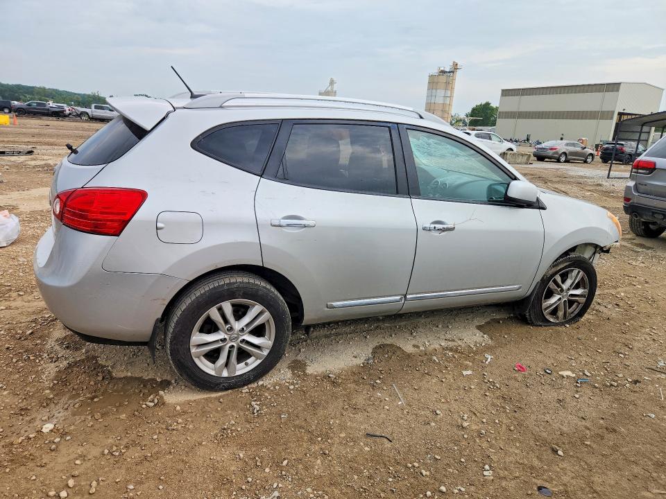Photo 3 from auction – 2013 NISSAN ROGUE with VIN JN8AS5MT1DW544627