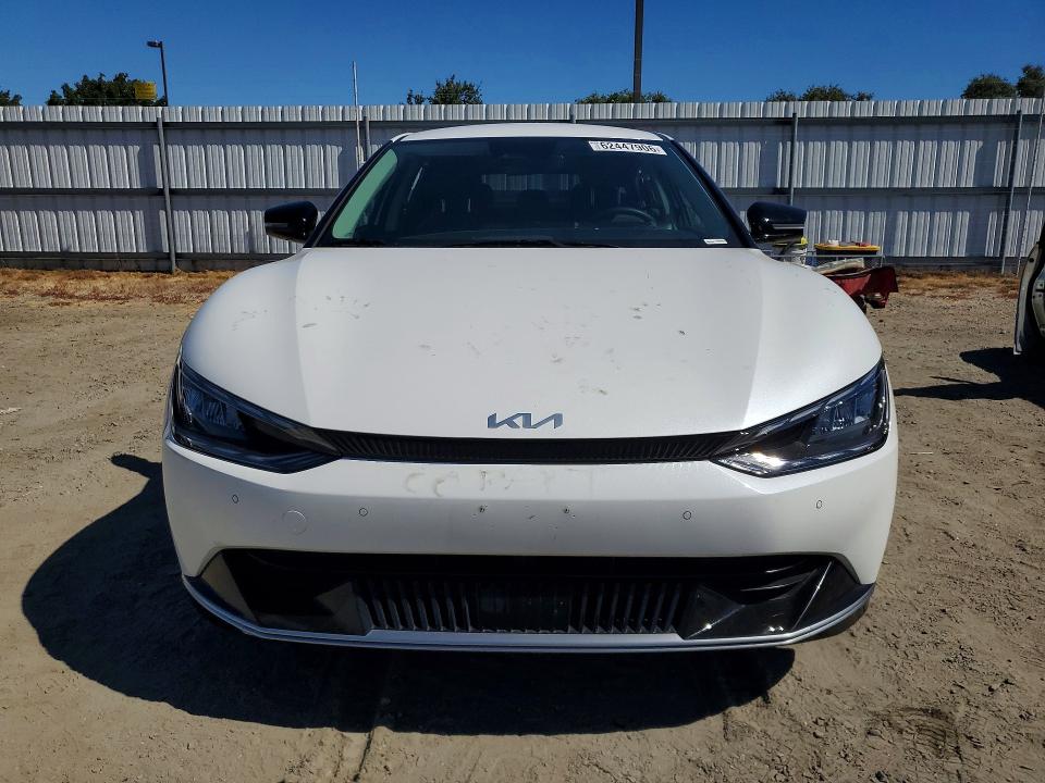 Photo 5 from auction – 2024 KIA EV6 with VIN KNDC34LA4R5183340