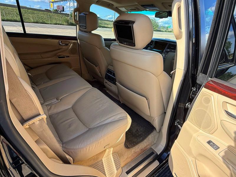 Photo 6 from auction – 2011 LEXUS LX with VIN JTJHY7AX5B4083143
