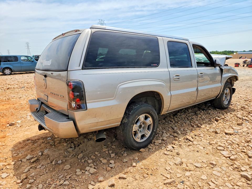 Photo 3 from auction – 2004 CADILLAC ESCALADE with VIN 3GYFK66N14G213240