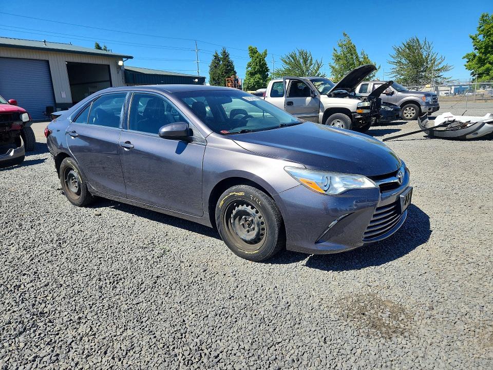 Photo 4 from auction – 2015 TOYOTA CAMRY with VIN 4T4BF1FK3FR505345