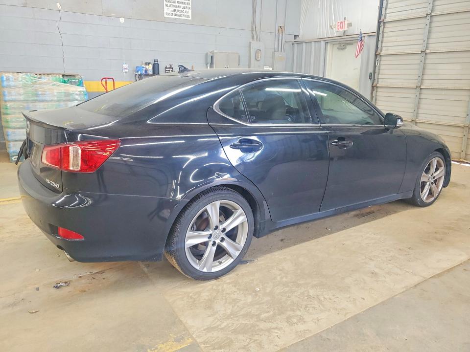 Photo 3 from auction – 2013 LEXUS IS with VIN JTHBF5C29D5190115