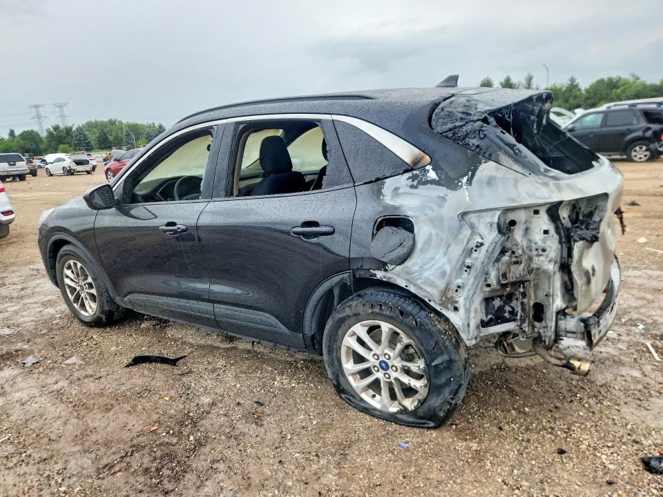Photo 2 from auction – 2021 FORD ESCAPE with VIN 1FMCU0G67MUA11650