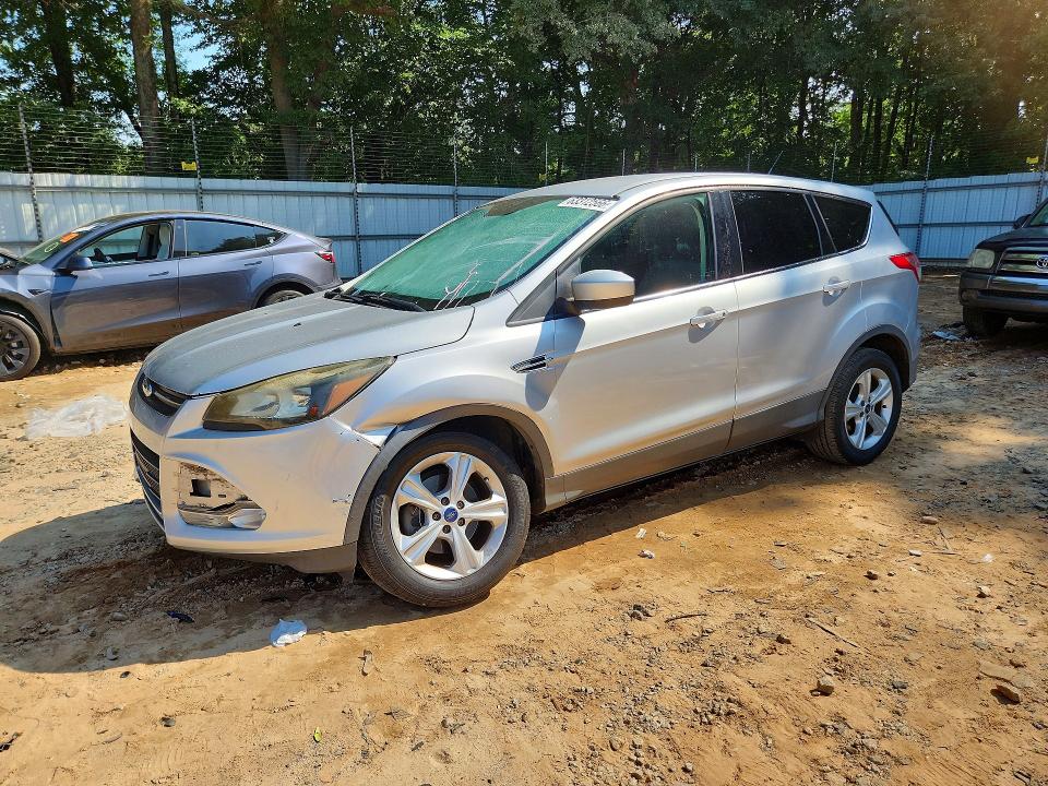 FORD ESCAPE 2015 with VIN 1FMCU0G7XFUC39959 - Photo from auction