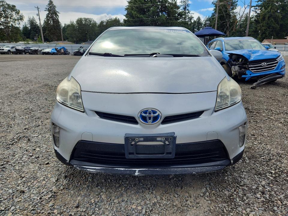Photo 5 from auction – 2014 TOYOTA PRIUS with VIN JTDKN3DU5E0368402