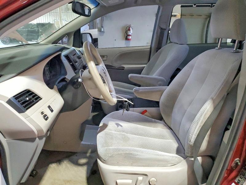 Photo 7 from auction – 2014 TOYOTA SIENNA with VIN 5TDKK3DC6ES485385