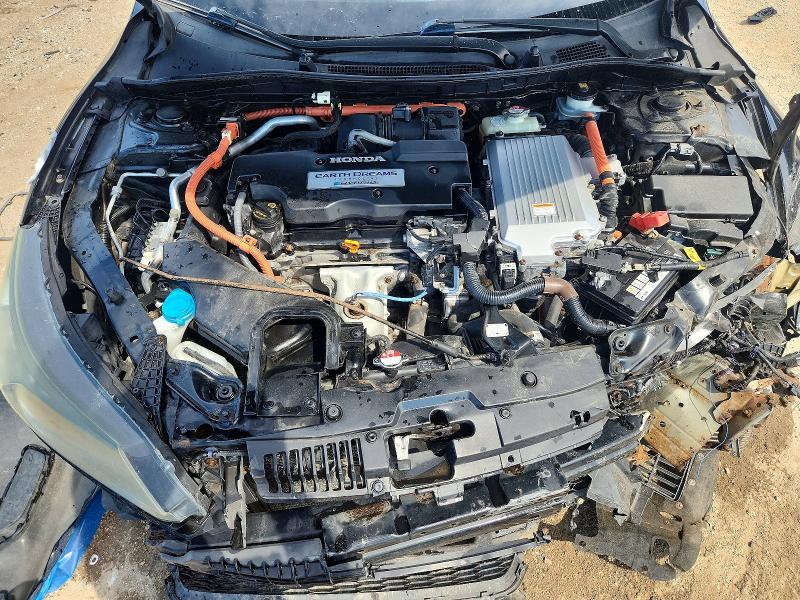Photo 11 from auction – 2015 HONDA ACCORD with VIN 1HGCR6F54FA003111
