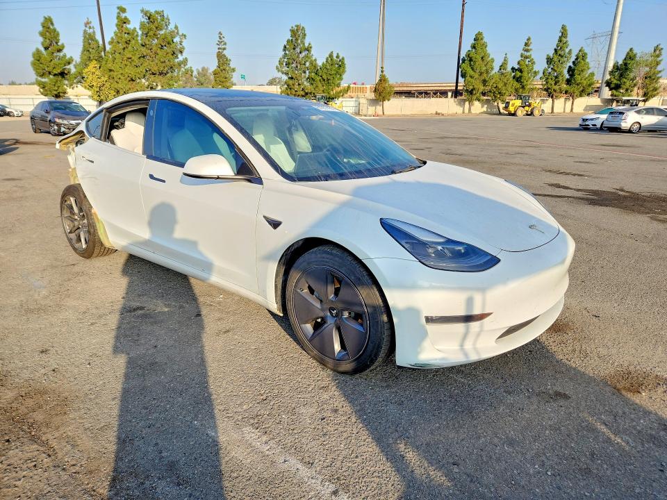 Photo 4 from auction – 2022 TESLA MODEL 3 with VIN 5YJ3E1EA7NF124510