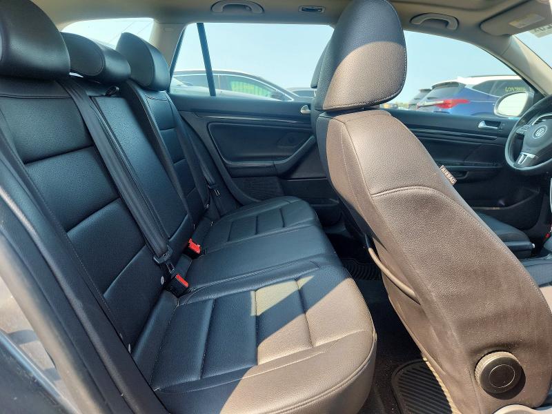 Photo 10 from auction – 2014 VOLKSWAGEN JETTA with VIN 3VWPP7AJ3EM605349