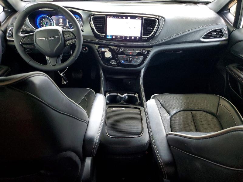 Photo 8 from auction – 2026 CHRYSLER PACIFICA with VIN 2C4RC1GG3TR180480