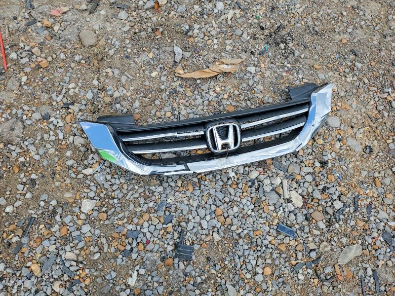 Photo 12 from auction – 2014 HONDA ACCORD with VIN 1HGCR2F32EA276473