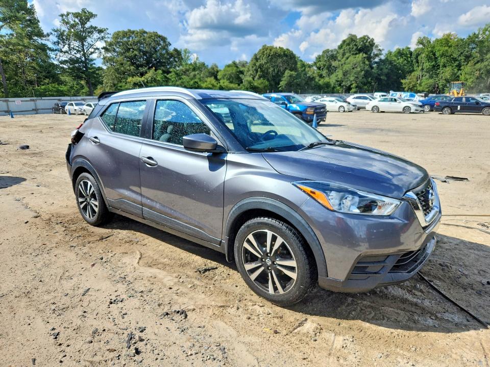 Photo 4 from auction – 2020 NISSAN KICKS with VIN 3N1CP5CV4LL541897