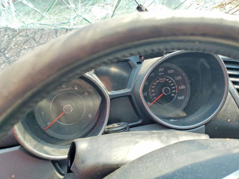 Photo 9 from auction – 2016 HYUNDAI ELANTRA with VIN 5NPDH4AE6GH657118