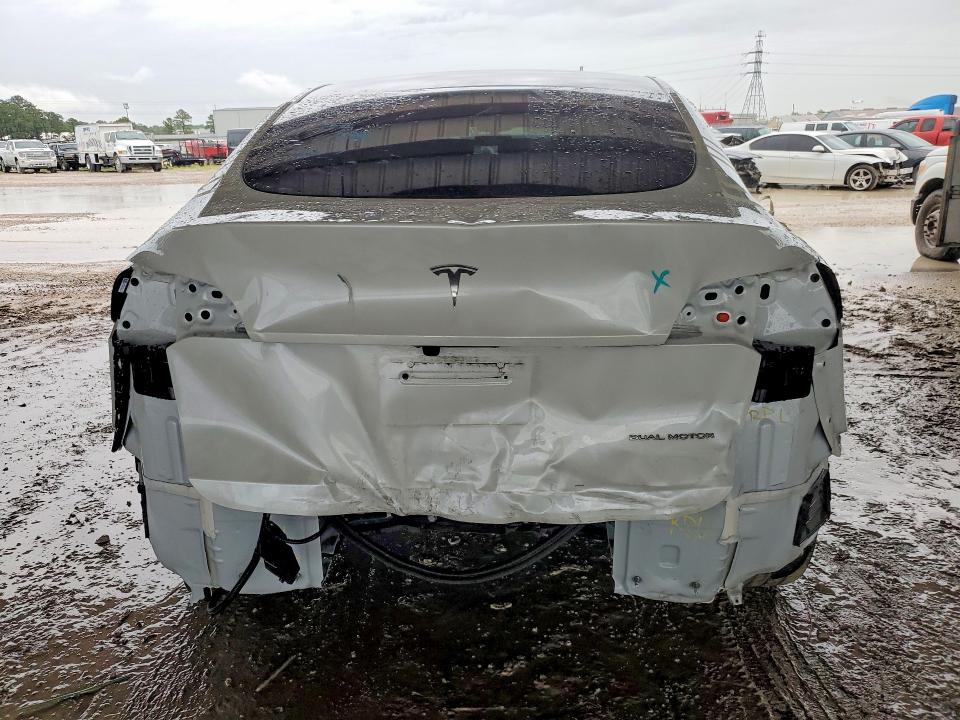 Photo 6 from auction – 2025 TESLA MODEL Y with VIN 7SAYGDEEXSA346491