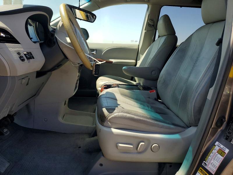 Foto 7 de la subasta – 2011 TOYOTA SIENNA con VIN 5TDYK3DC7BS085860