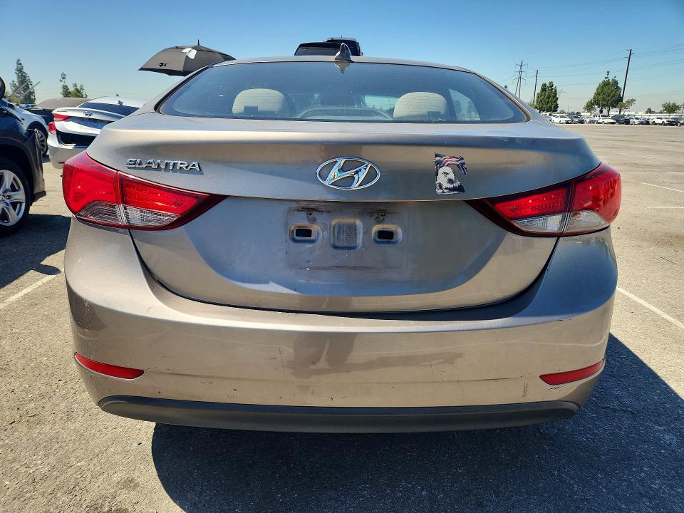 Photo 6 from auction – 2016 HYUNDAI ELANTRA with VIN 5NPDH4AE6GH716118