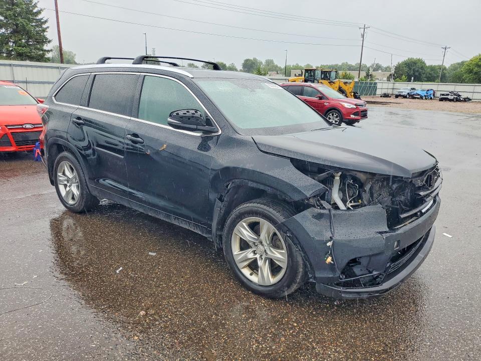 Photo 4 from auction – 2015 TOYOTA HIGHLANDER with VIN 5TDDKRFH2FS143518