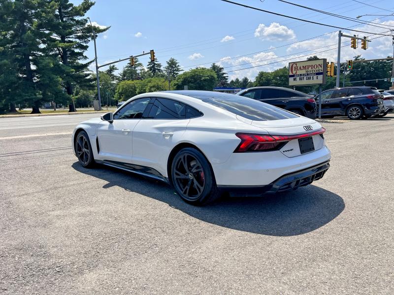 Photo 3 from auction – 2022 AUDI E-TRON GT with VIN WAUFJBFW2N7006120