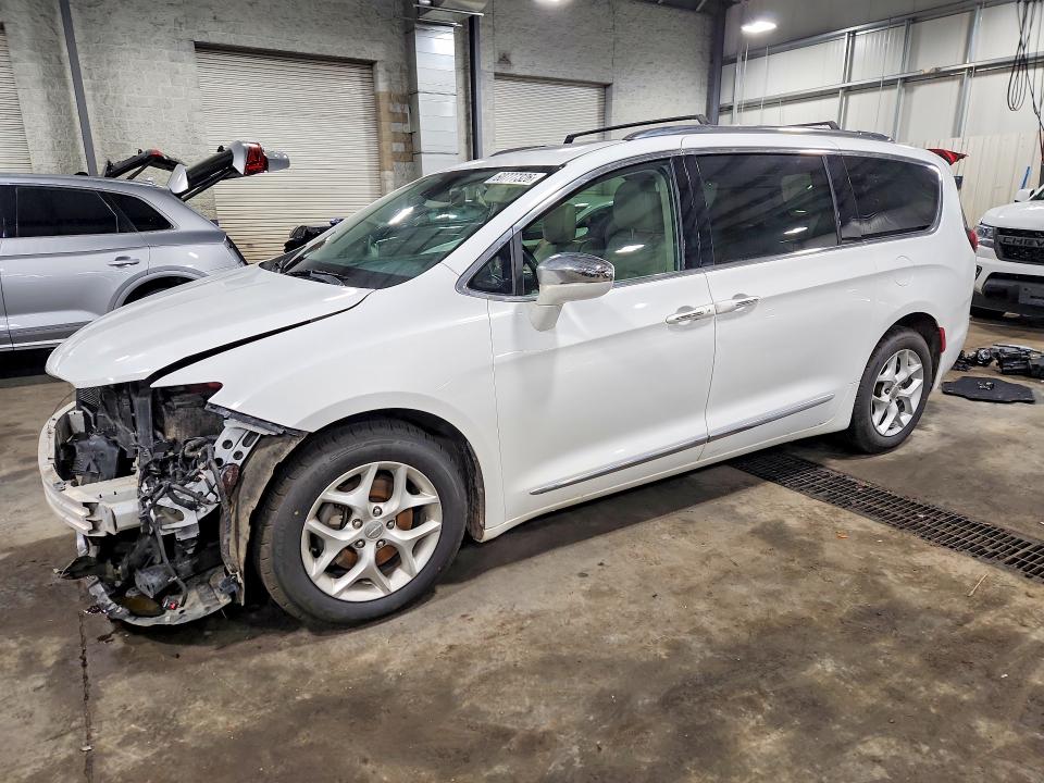 2020 CHRYSLER PACIFICA