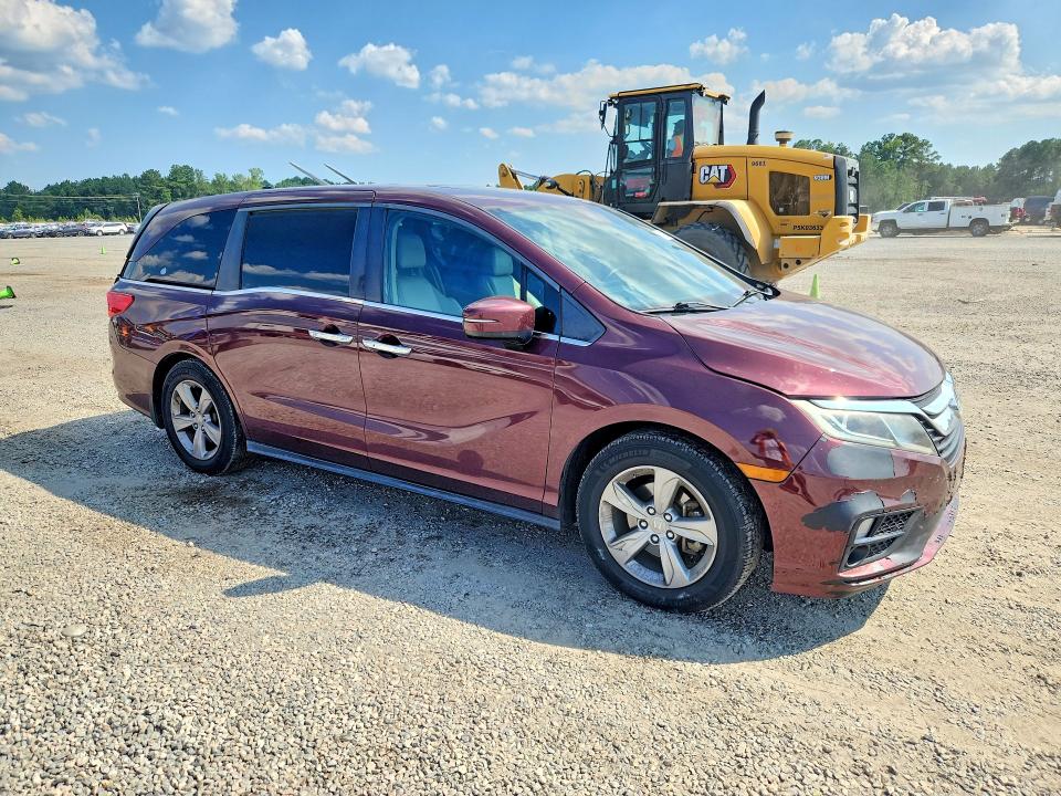 Photo 4 from auction – 2018 HONDA ODYSSEY with VIN 5FNRL6H7XJB095608
