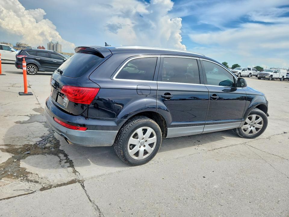 صورة رقم 3 من المزاد - 2010 AUDI Q7 مع VIN WA1CYAFE7AD001357