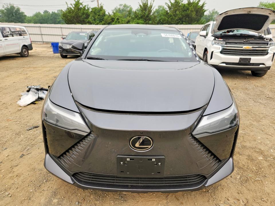 Photo 5 from auction – 2025 LEXUS RZ with VIN JTJAAAAB7SA030422