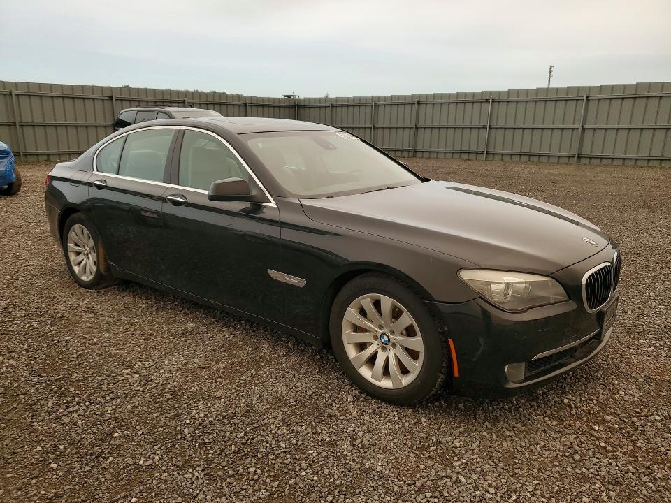 Photo 4 from auction – 2009 BMW 750 with VIN WBAKA83529CY33514