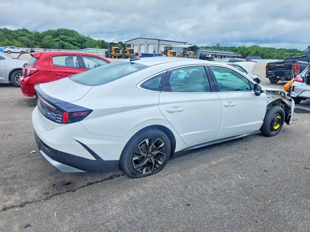 Photo 3 from auction – 2025 HYUNDAI SONATA with VIN KMHL64JA9SA457828