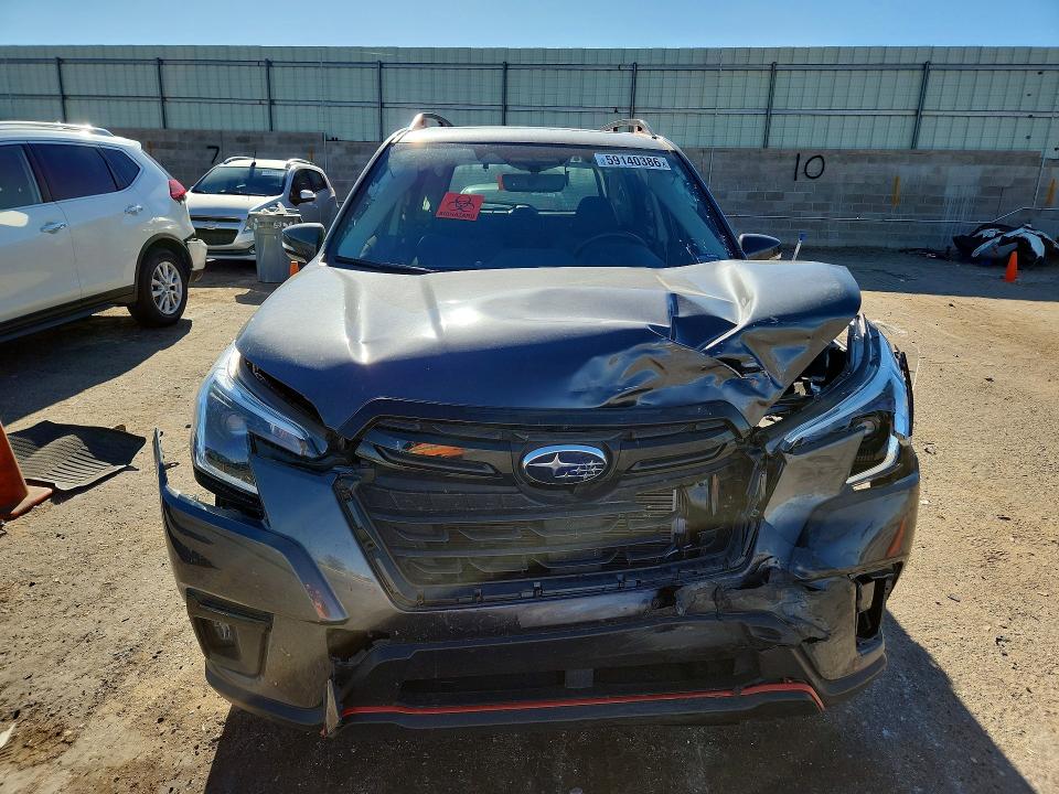 Photo 5 from auction – 2023 SUBARU FORESTER with VIN JF2SKAJC0PH535361