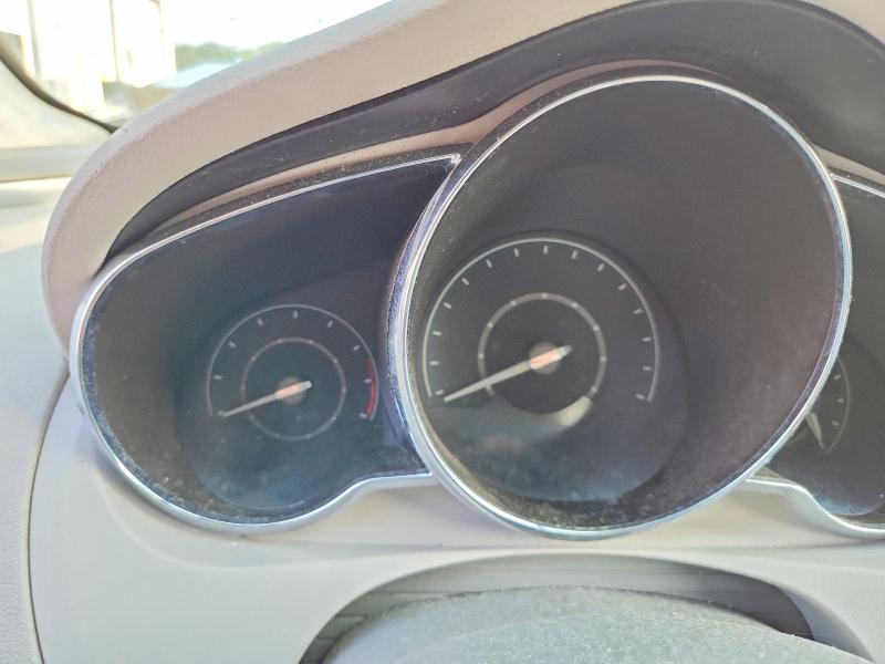 Photo 9 from auction – 2012 CHEVROLET MALIBU with VIN 1G1ZB5E05CF169030