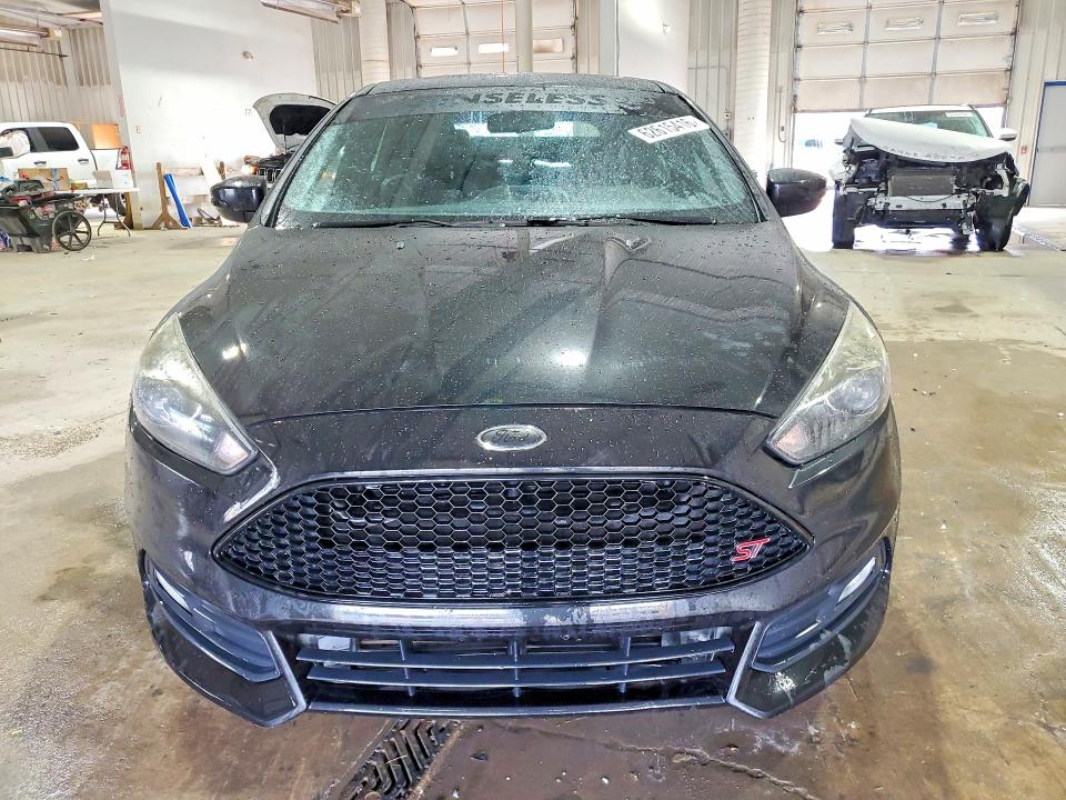 Photo 5 from auction – 2015 FORD FOCUS with VIN 1FADP3L94FL372088