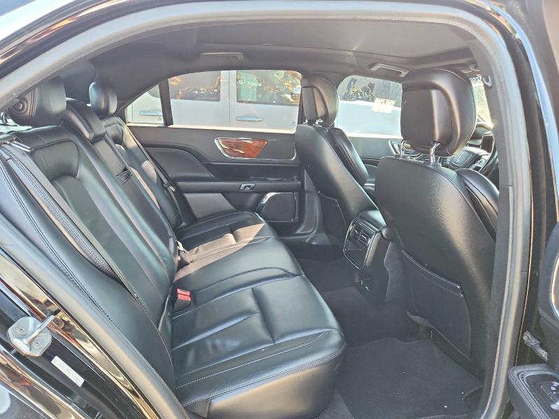Photo 10 from auction – 2017 LINCOLN CONTINENTAL with VIN 1LN6L9TP0H5603118